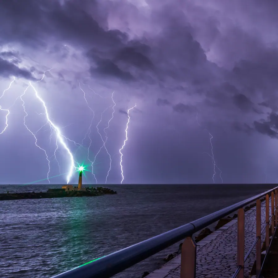 Lightning channel shells — visual reference