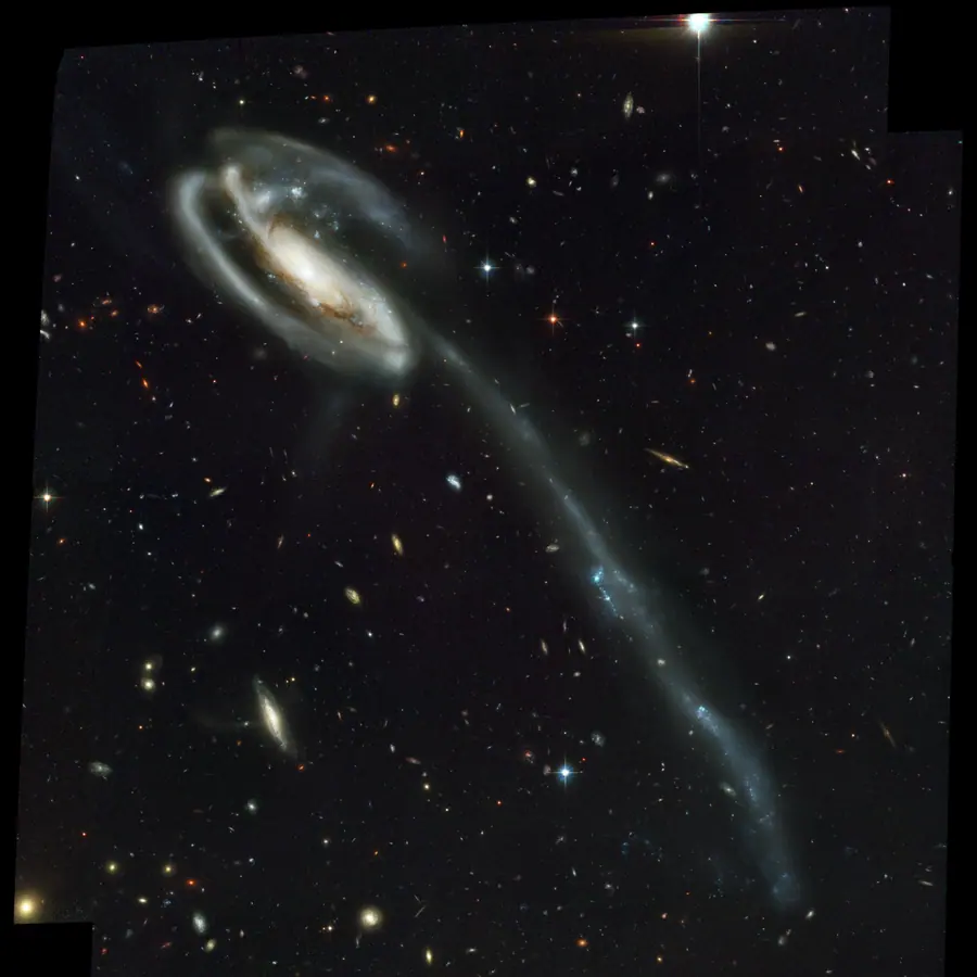 Galactic tidal tails — visual reference