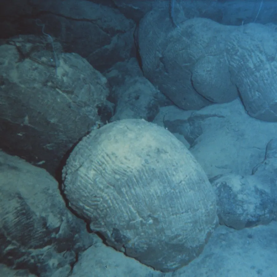 Lava pillows — visual reference