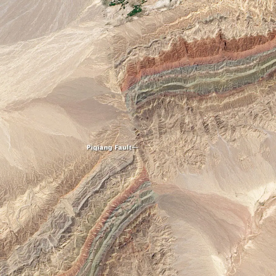 Earthquake fracture zones — visual reference